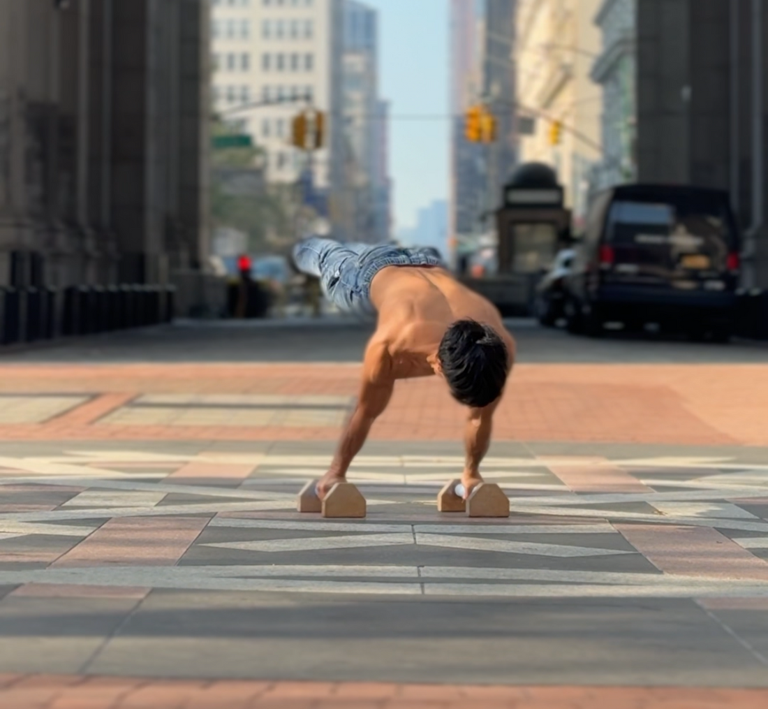 Elevate Your Calisthenics Training: A Beginner’s Guide to Parallettes